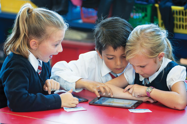 Primary pupils swipe and learn